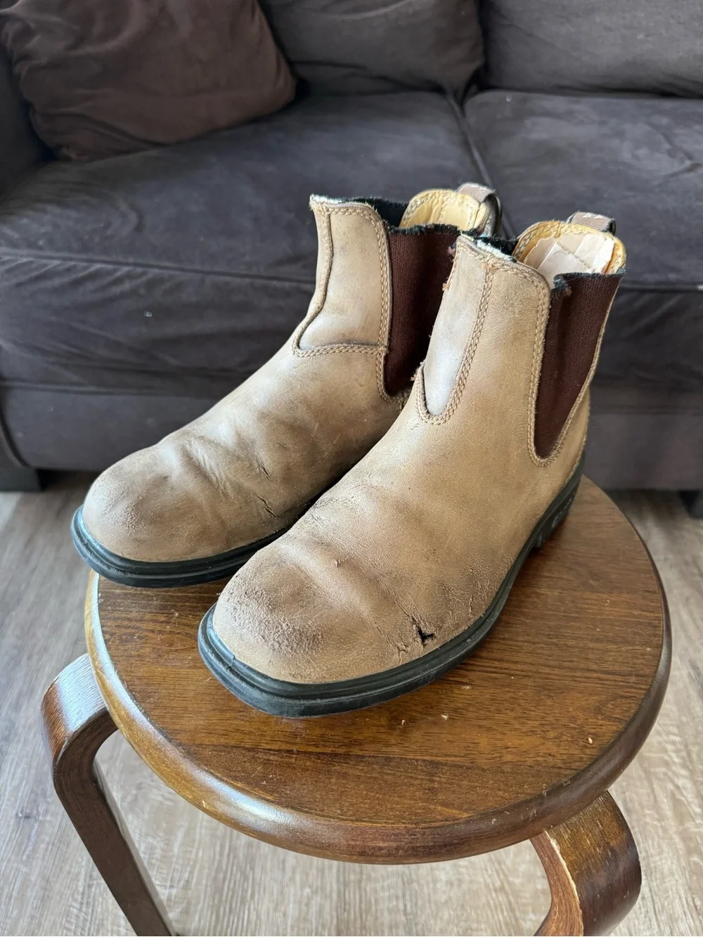 Blundstones